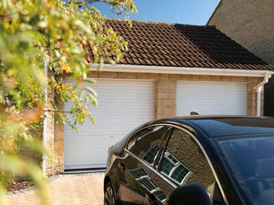 Roller Garage Door BA151 XB 0055 MANUAL HANDLE 1600px